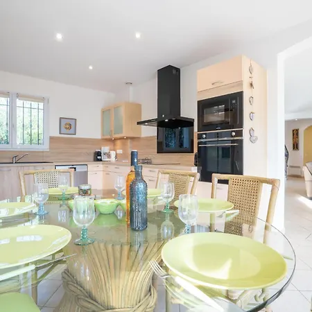 La Petite Afrique By Interhome *